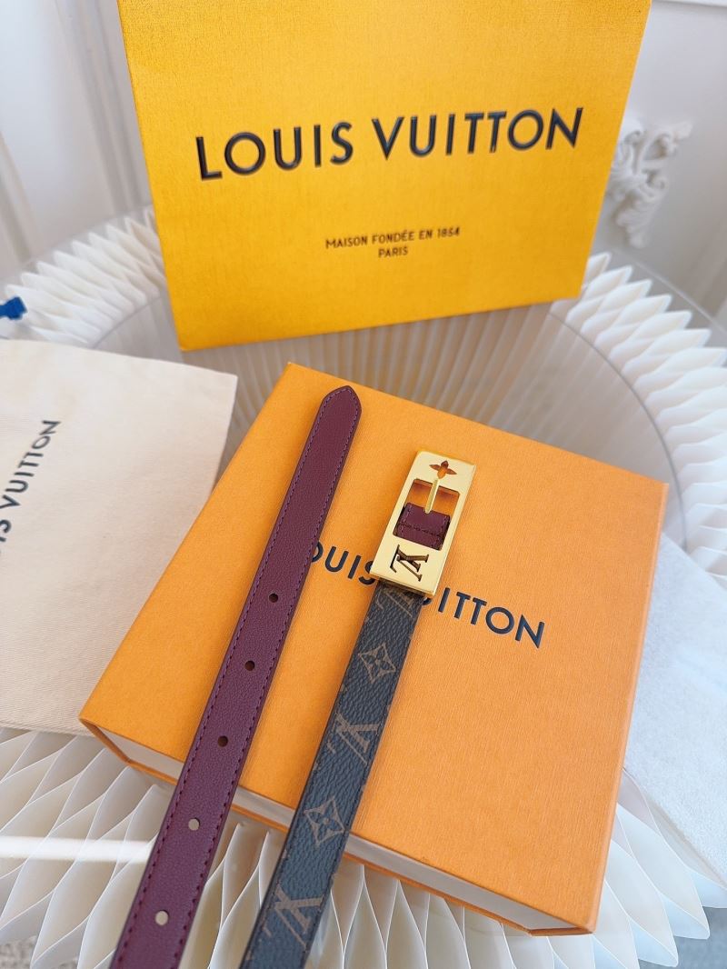 l0vis Vvtt0n belts